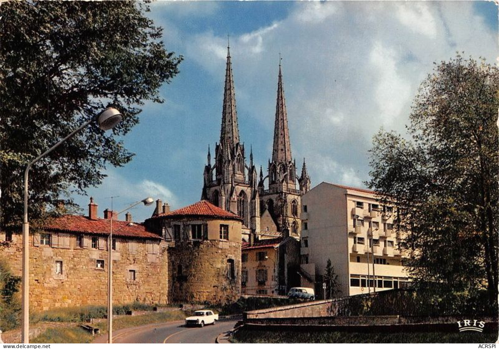 BAYONNE La Cathedrale Et Le Chateau Vieux 15(scan Recto-verso) MA1964 - Bayonne