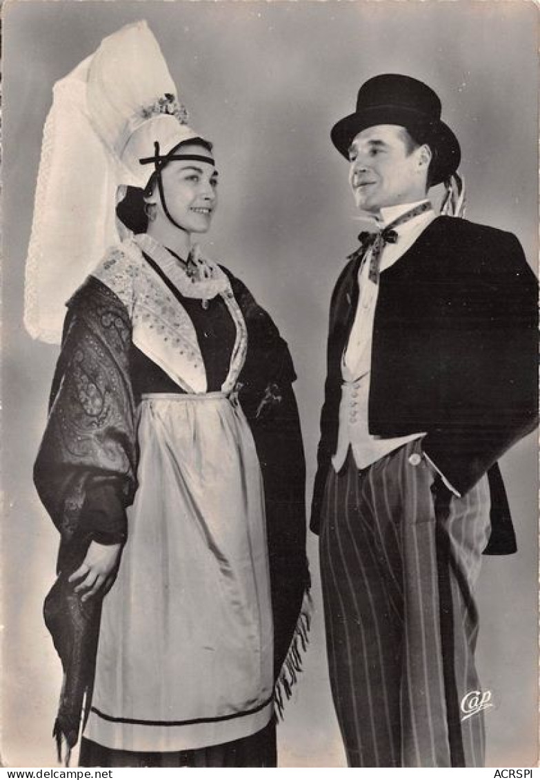 HONFLEUR Costumes De La Bourgeoisie Du Pays D Auge 28(scan Recto-verso) MA1974 - Honfleur