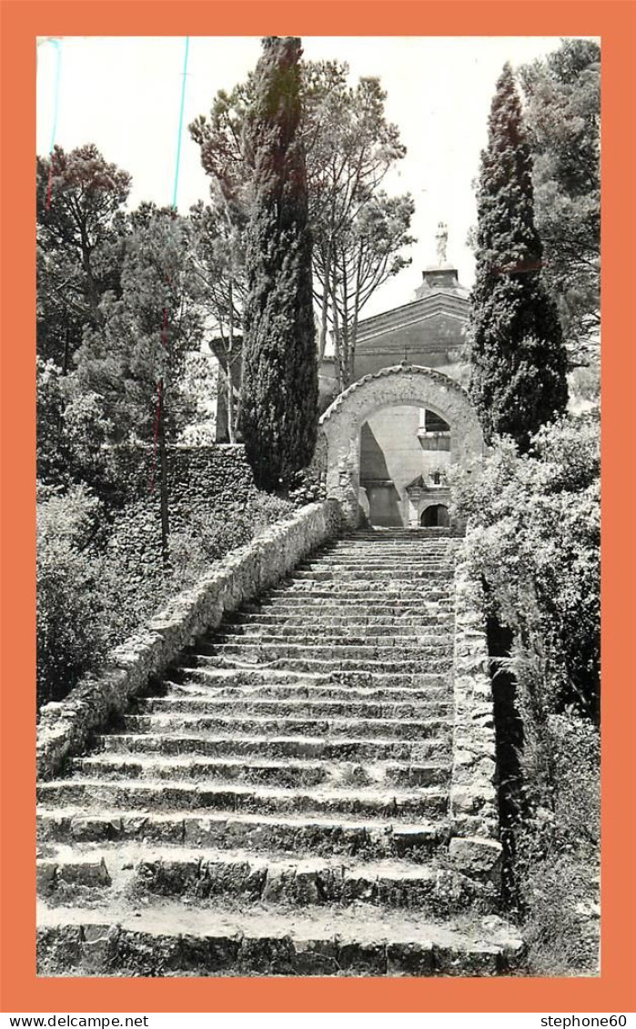 A698 / 629 83 - COTIGNAC Notre Dame Des Graces Escalier - Cotignac