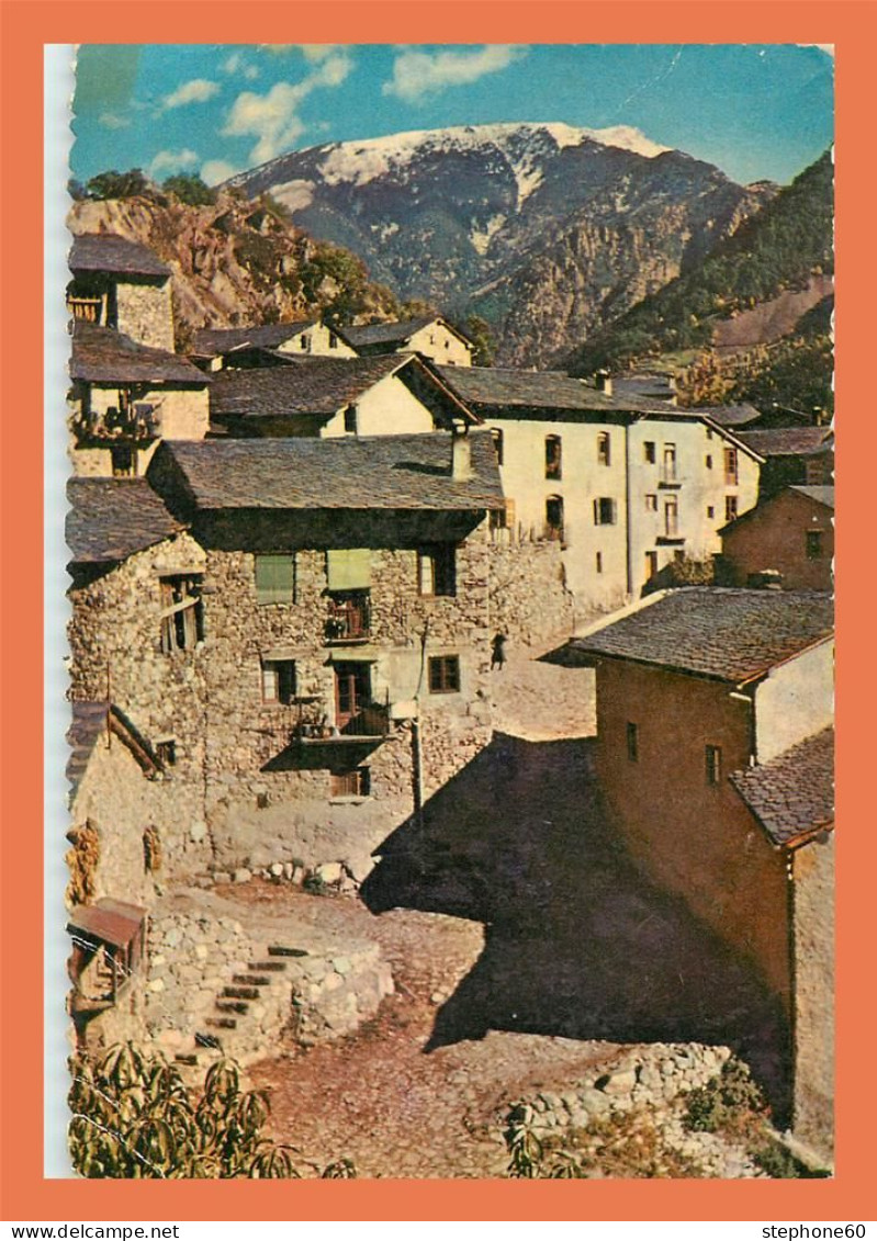 A690 / 627 ANDORRE Anciennes Maisons Du Puy ( Timbre ) - Andorra