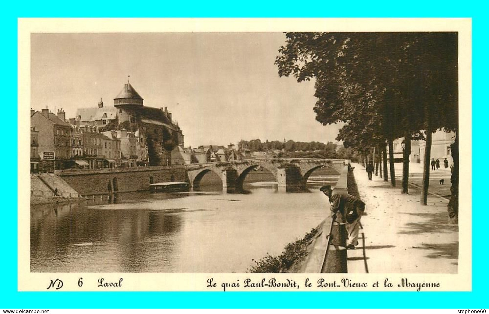 A704 / 259 38 - LAVAL Quai Paul Bondit Le Pont Vieux - Laval