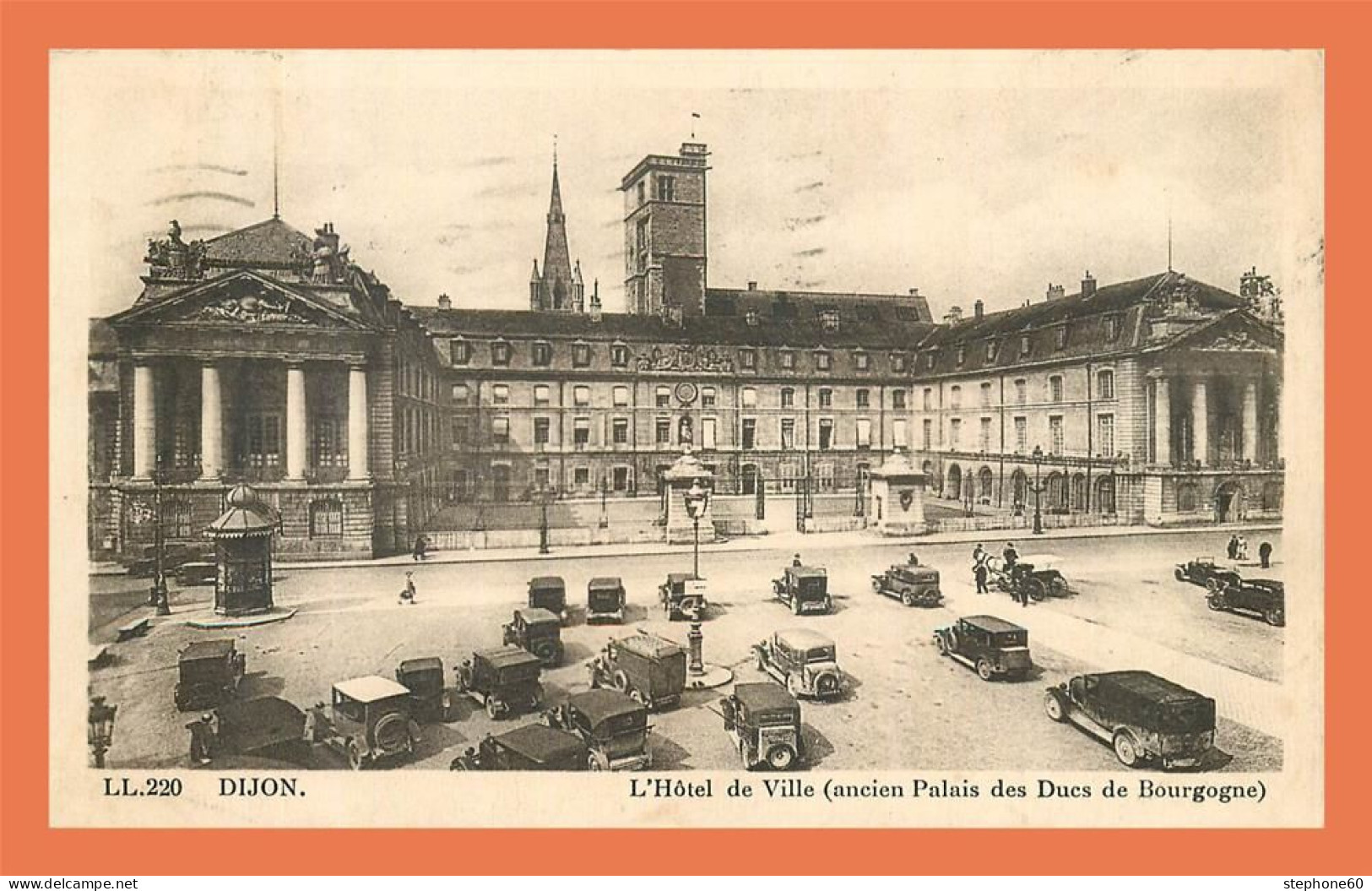 A699 / 535 21 - DIJON Hotel De Ville ( Voiture ) - Dijon