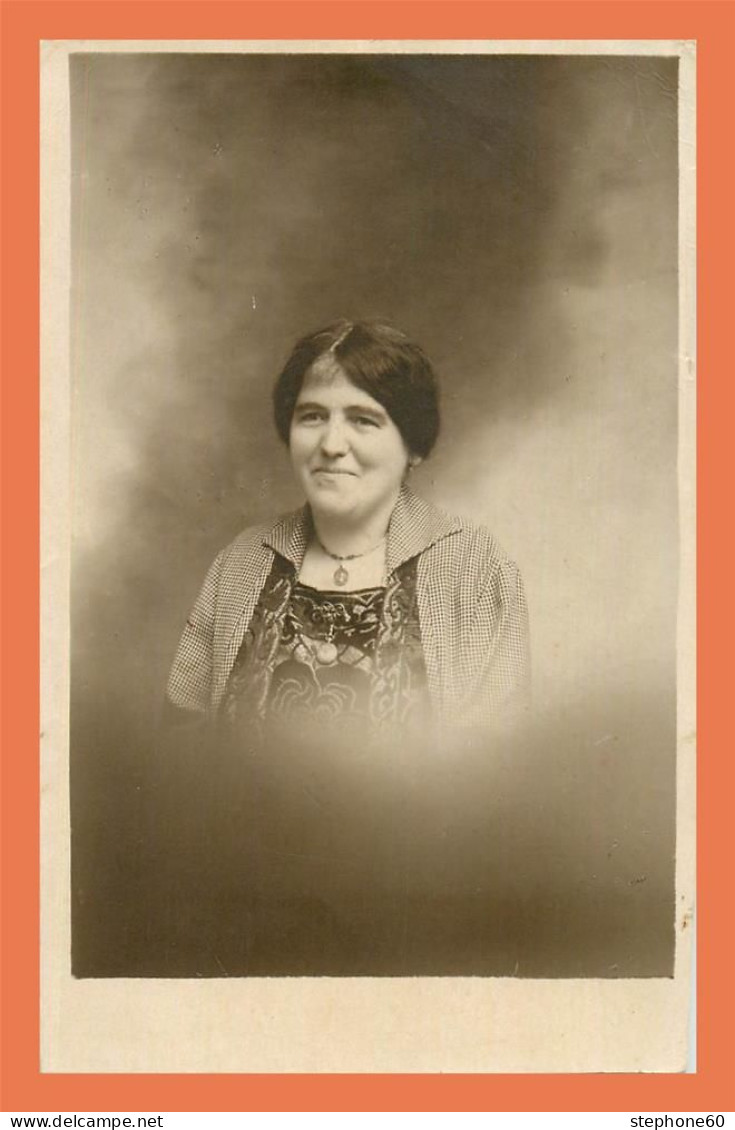 A705 / 317 Femme Carte PHOTO - Femmes