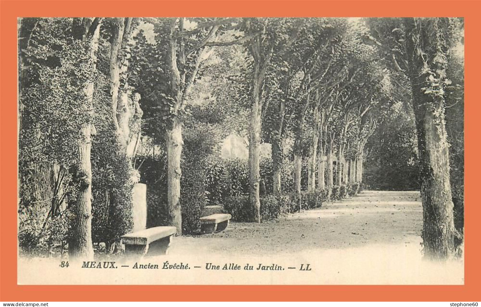 A709 / 179 77 - MEAUX Ancien Eveché Une Allée Du Jardin - Meaux