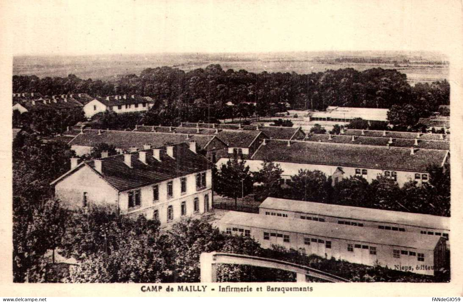 Militaria > Casernes / CAMP DE MAILLY  /// 100 - Barracks