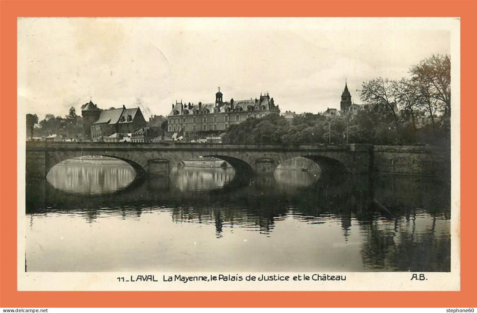 A707 / 299 38 - LAVAL La Mayenne Palais De Justice Et Le Chateau - Laval