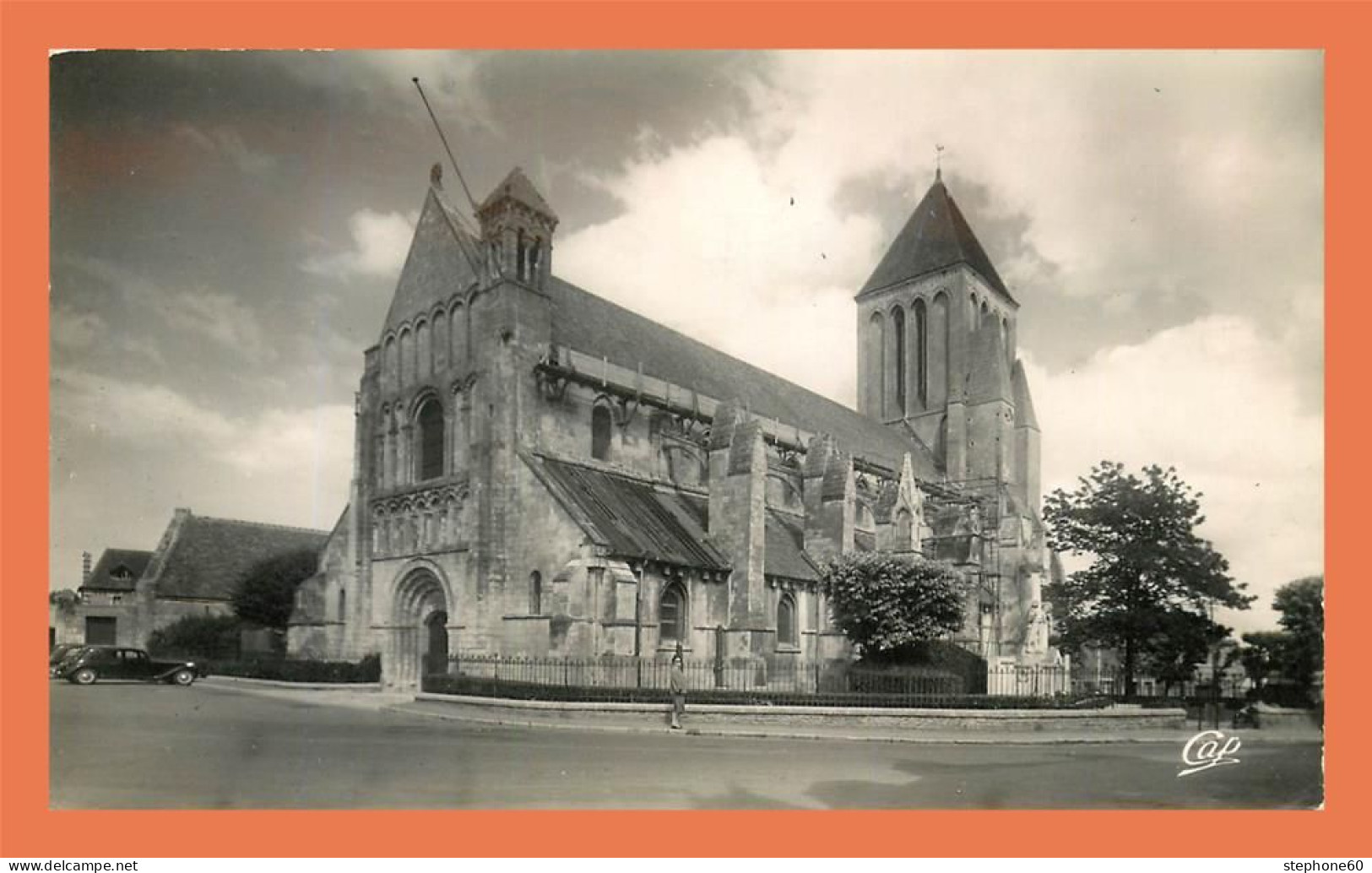 A717 / 437 14 - OUISTREHAM Eglise - Ouistreham