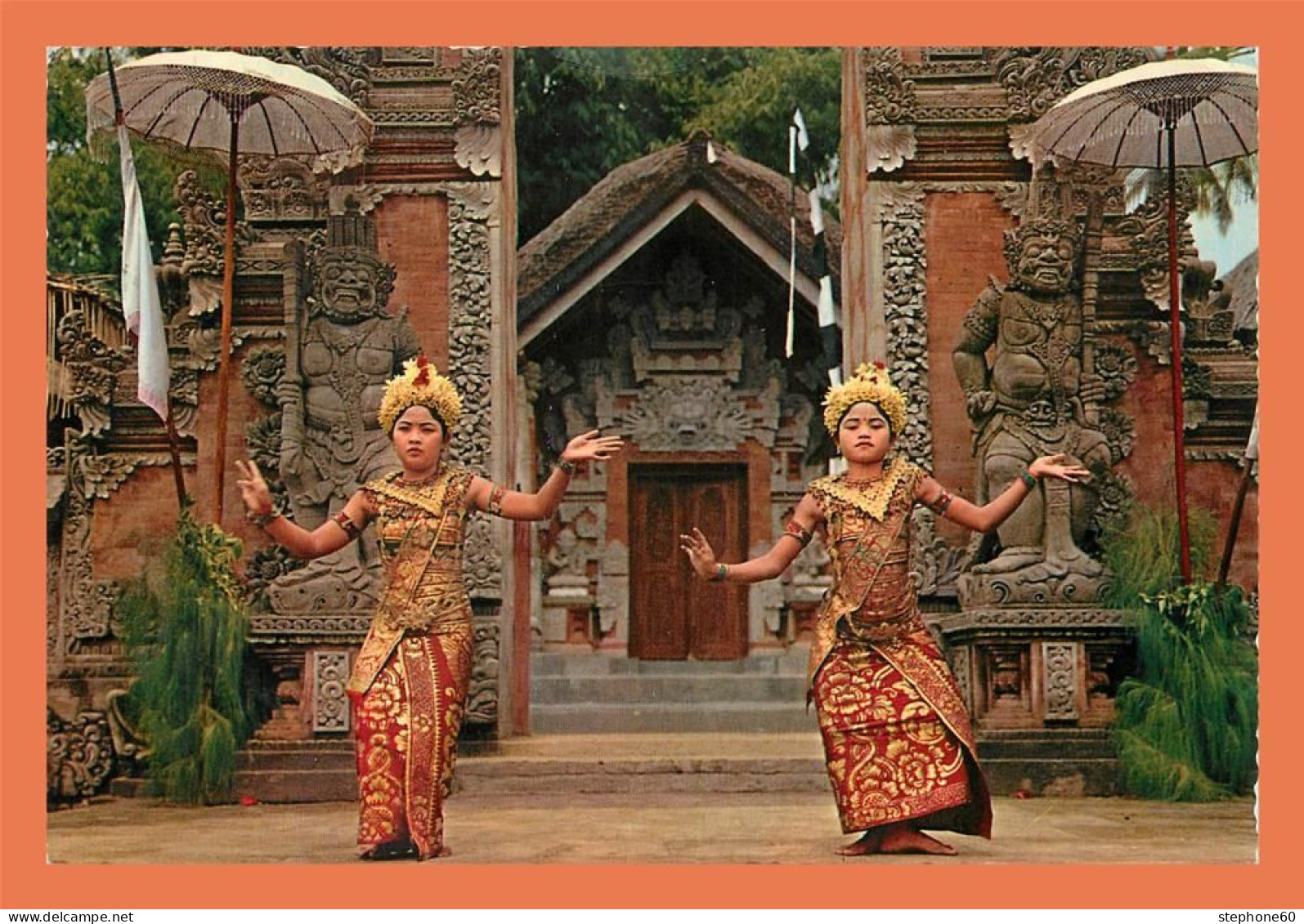 A673 / 063 Indonesie Dance On Bali - Other & Unclassified
