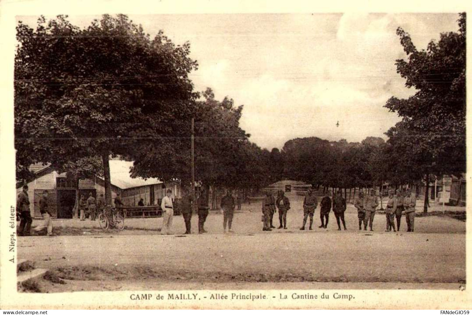 Militaria > Casernes / CAMP DE MAILLY  /// 100 - Casernes