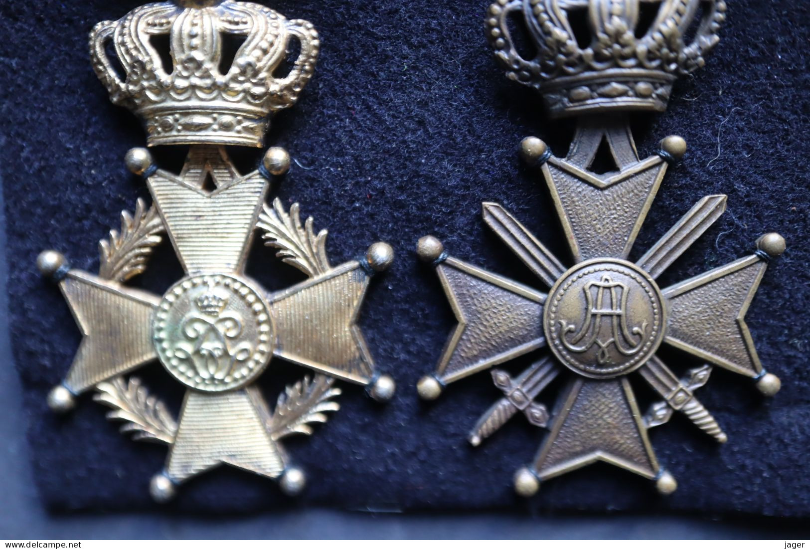 3 Médailles Anciennes  Belgique Guerre - Belgien