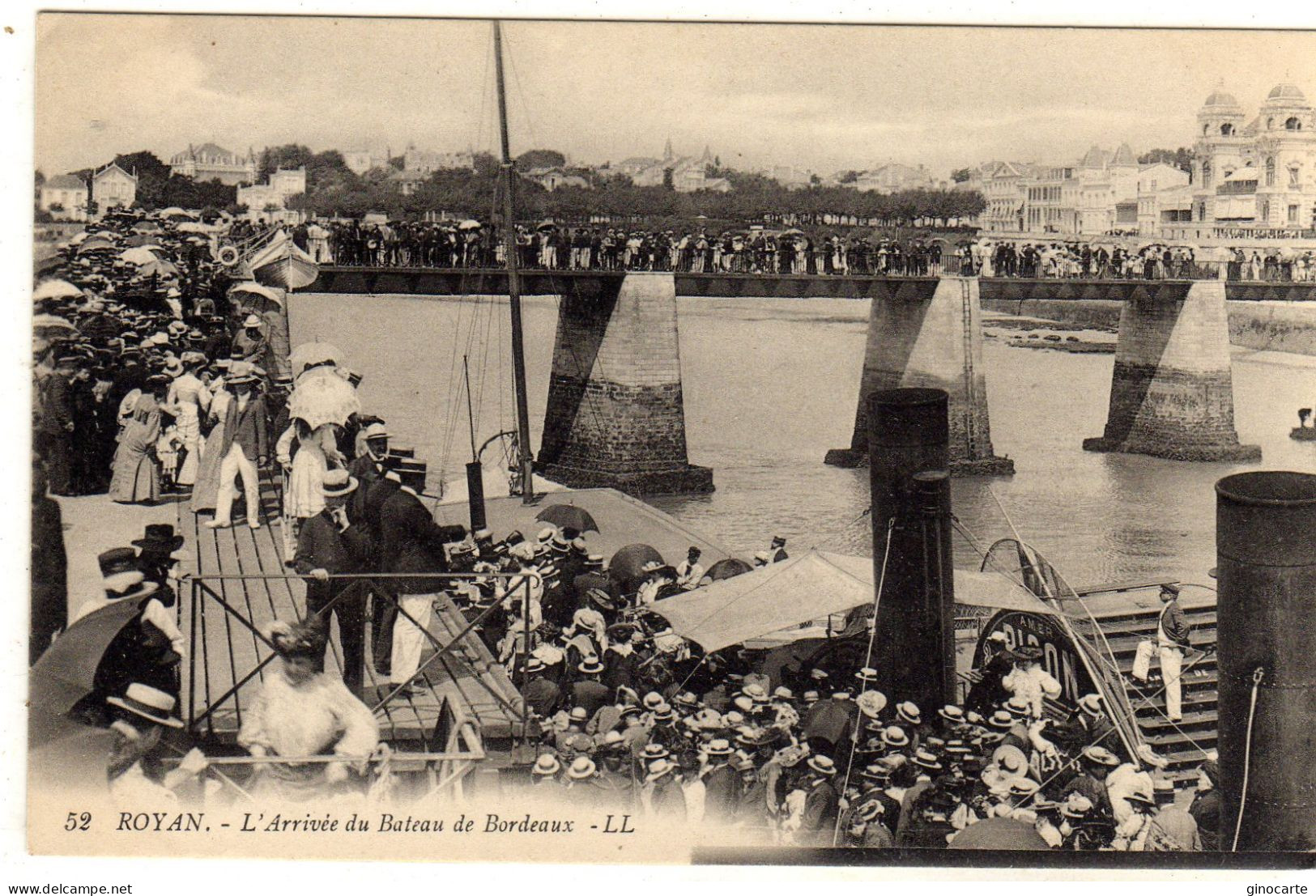 Royan Arrivée Du Bateau De Bordeaux - Royan