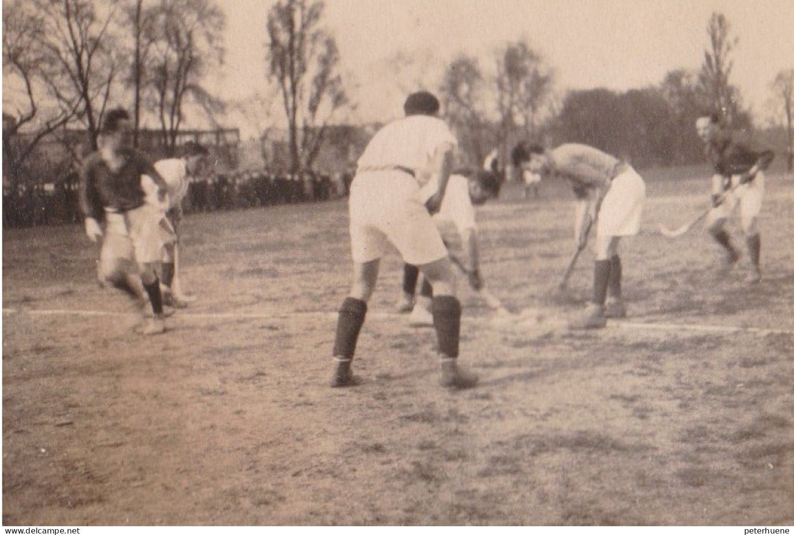 8 Eingesteckte Original-Fotos Aus Album, 1922, Dabei 5 Fotos Aus Puteaux Bei Paris Feld-Hockey Spiel. Und Marly, Senslis - Sporten