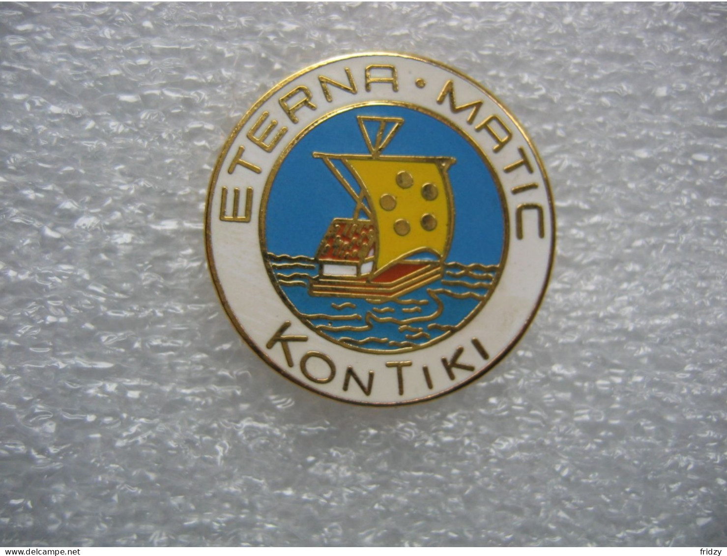 Pin's D'un Voilier "Eterna-Matic" Au KONTIKI - Barcos