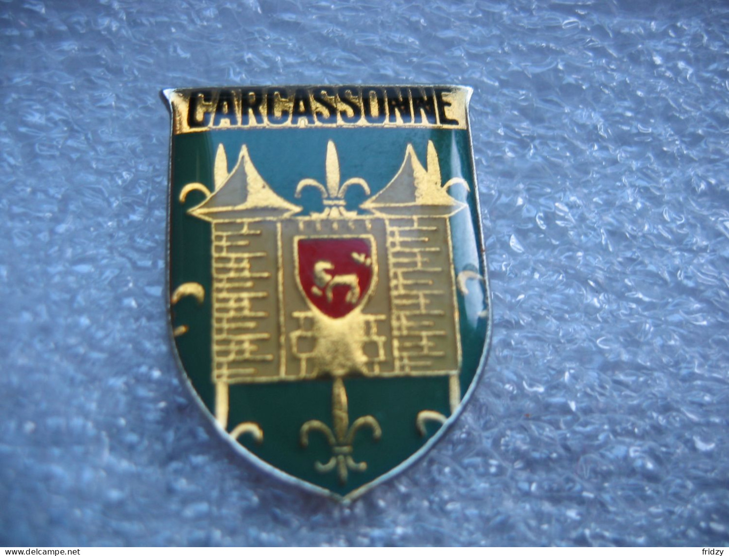 Pin's De L'emblème De La Ville De Carcassonne (Dépt:11) - Cities