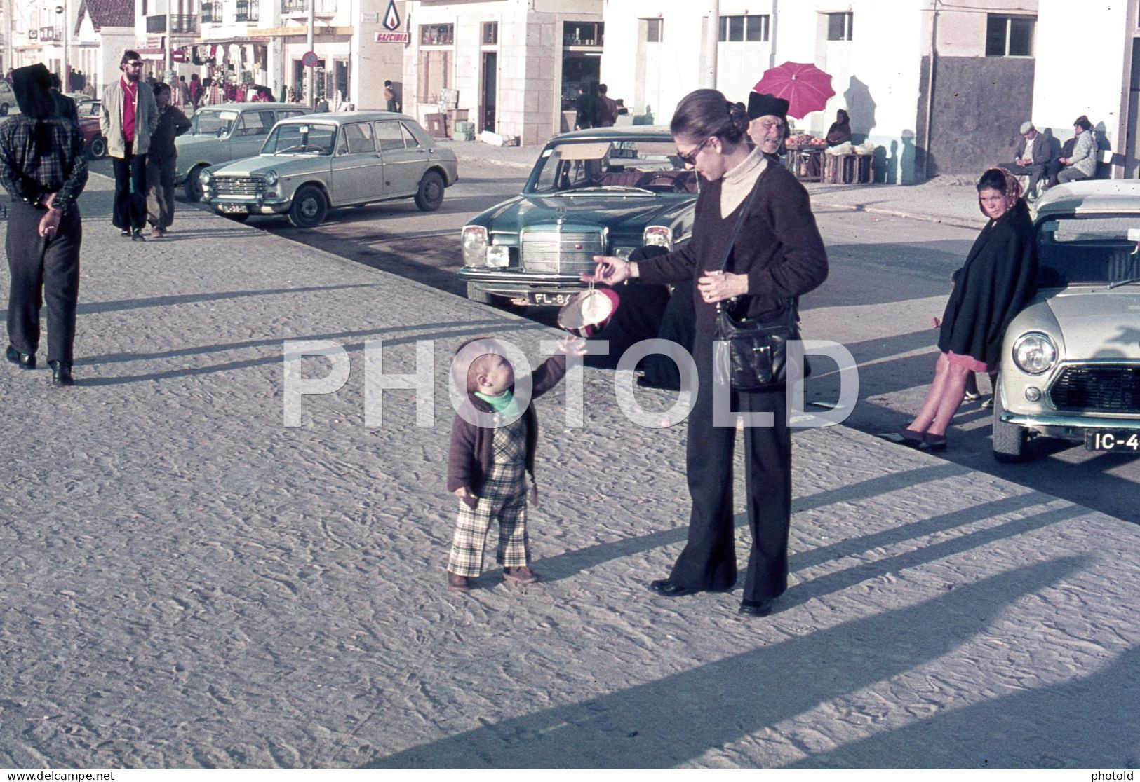 12 SLIDES 1974 BOMBA GASOLINA BP NAZARE LEIRIA PORTUGAL ORIGINAL AMATEUR 35mm DIAPOSITIVE SLIDE Not PHOTO No FOTO NB4052 - Diapositives