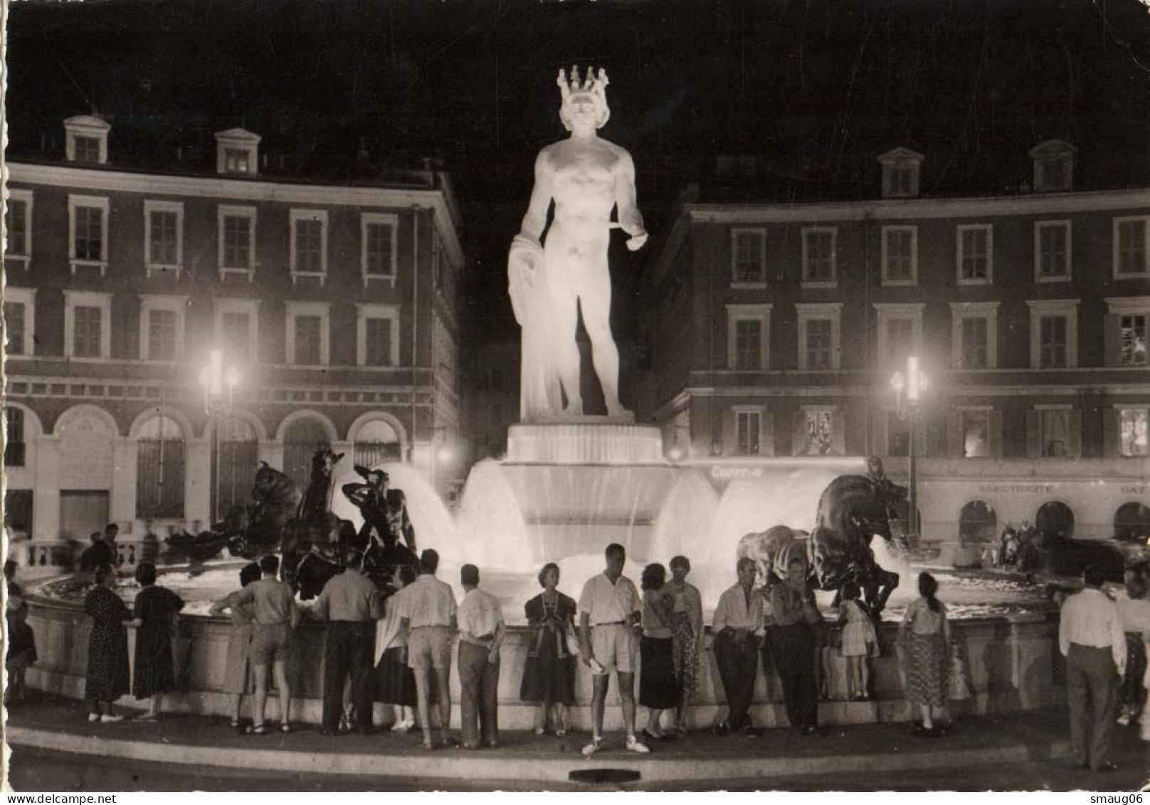 06 - NICE - LA FONTAINE DU SOLEIL LA NUIT - Nice La Nuit