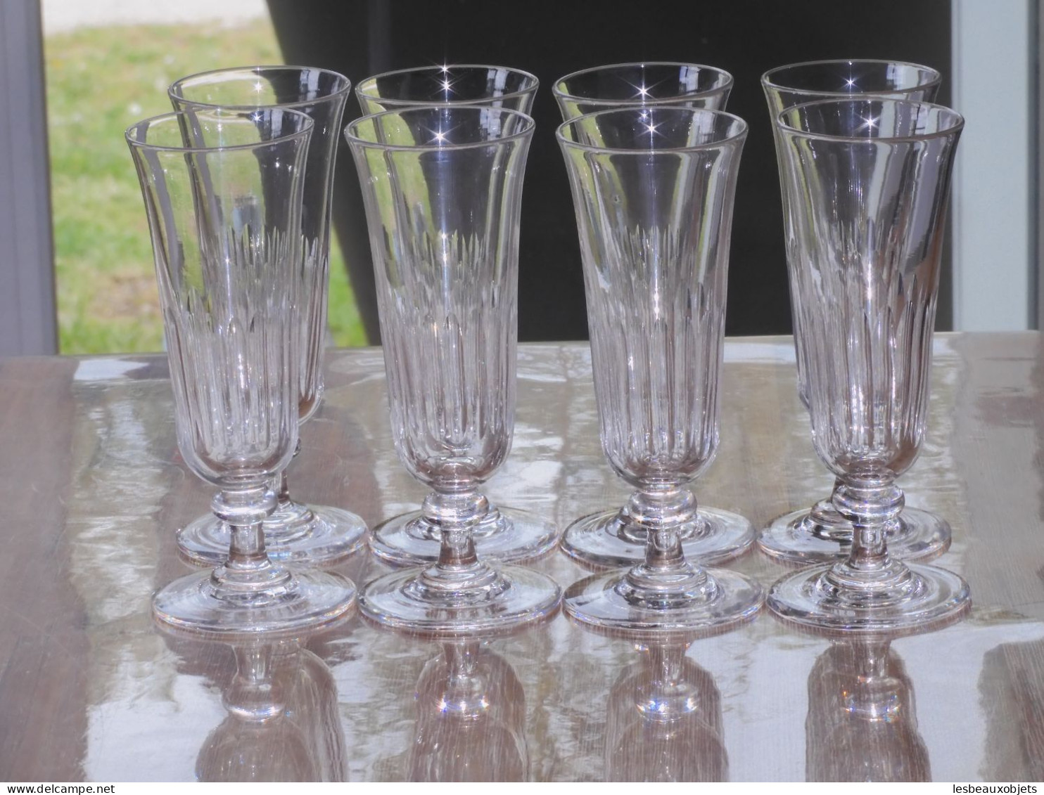 -8 FLUTES A CHAMPAGNE CRISTAL CÔTES TAILLEES XIXe BACCARAT/SAINT LOUIS?     E - Glas & Kristal