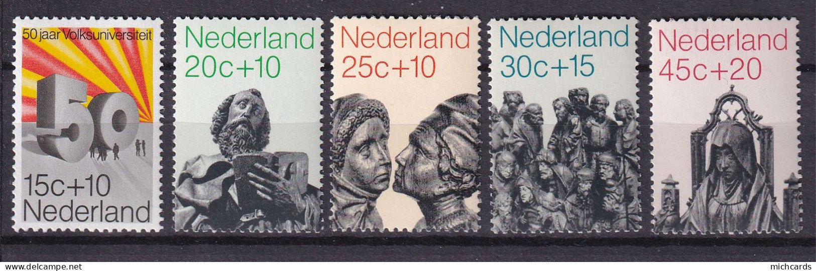 175 PAYS BAS 1971 - Y&T 927/31 - Statue En Bois - Neuf ** (MNH) Sans Charniere - Unused Stamps