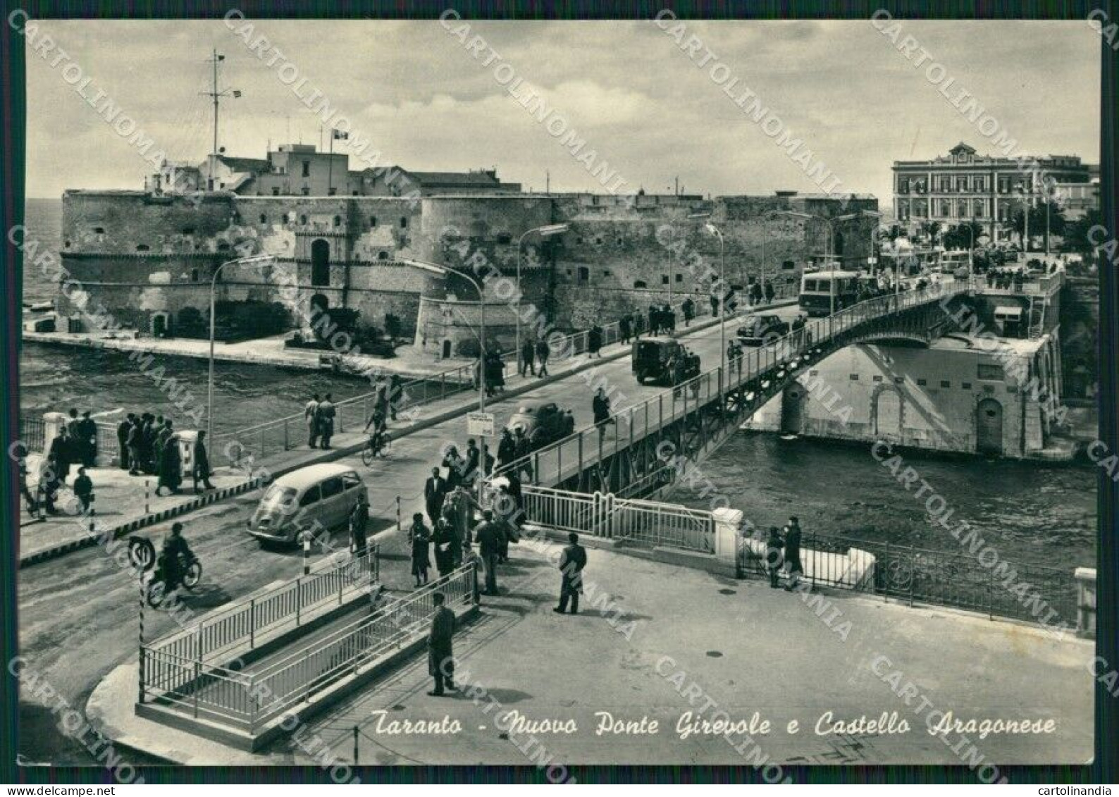 Taranto Città Ponte Girevole Castello Aragonese Auto Foto FG Cartolina ZK3622 - Taranto