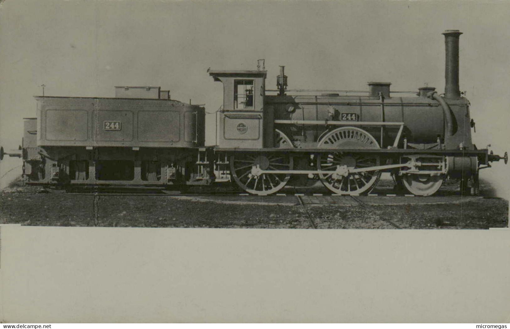 Ost  Preussische Eisenbahn - Locomotive 244, Düsseldorf - Trains