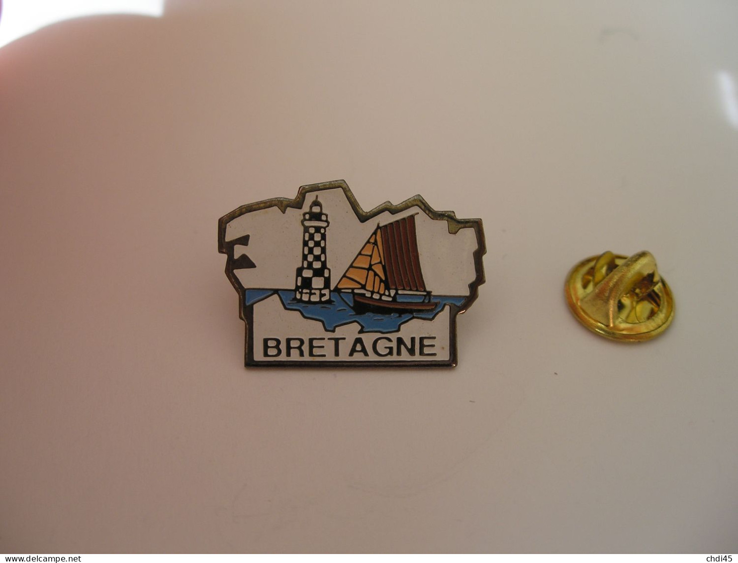 Bateau Voilier Et Phare BRETAGNE - Boten