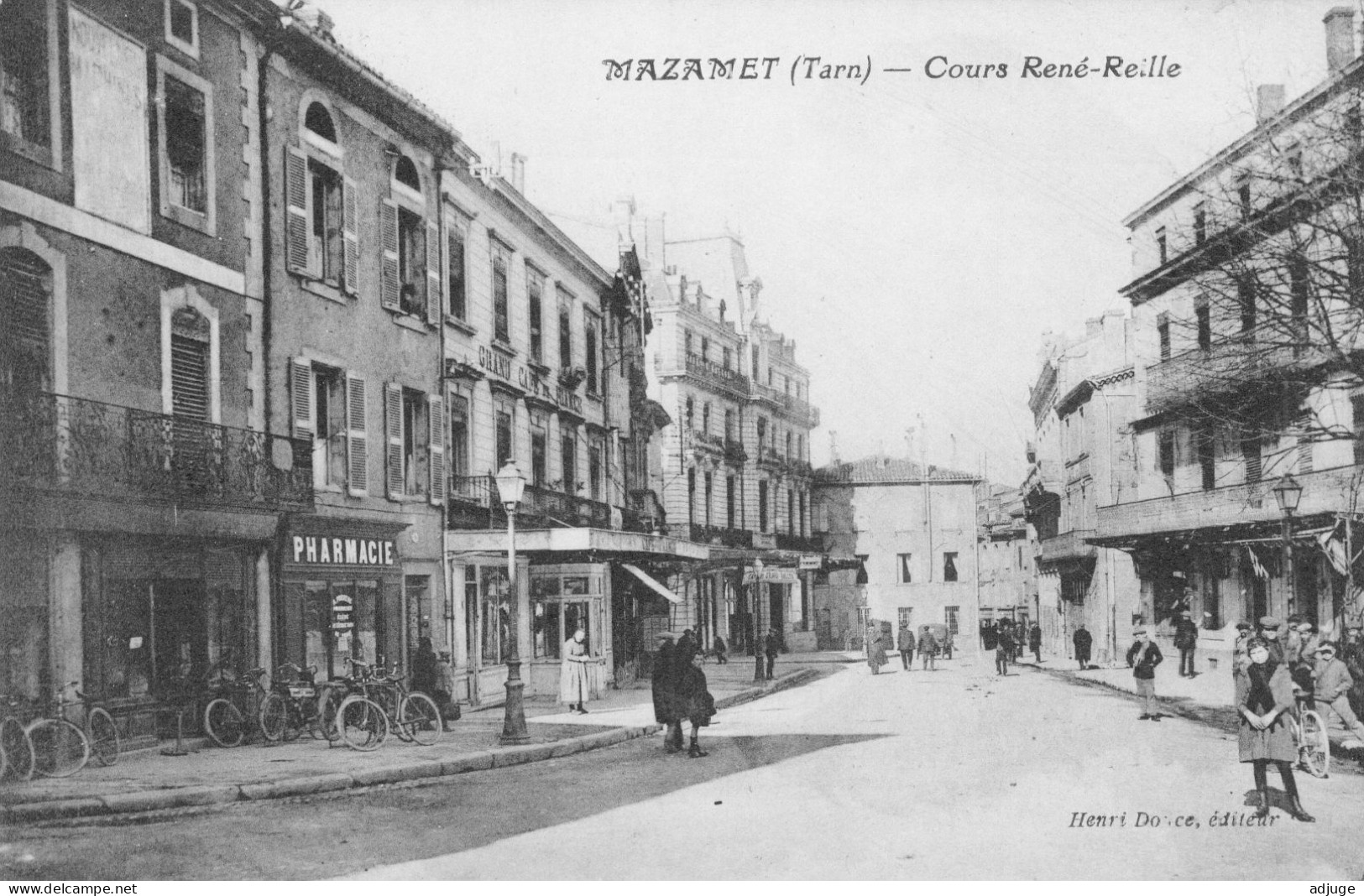 CPA*81* MAZAMET- Cours René Reille - Animation, Commerces ** 2 Scan - Mazamet