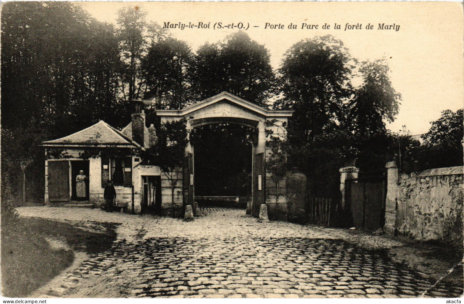 CPA Marly Porte Du Parc De La Foret (1402239) - Marly Le Roi