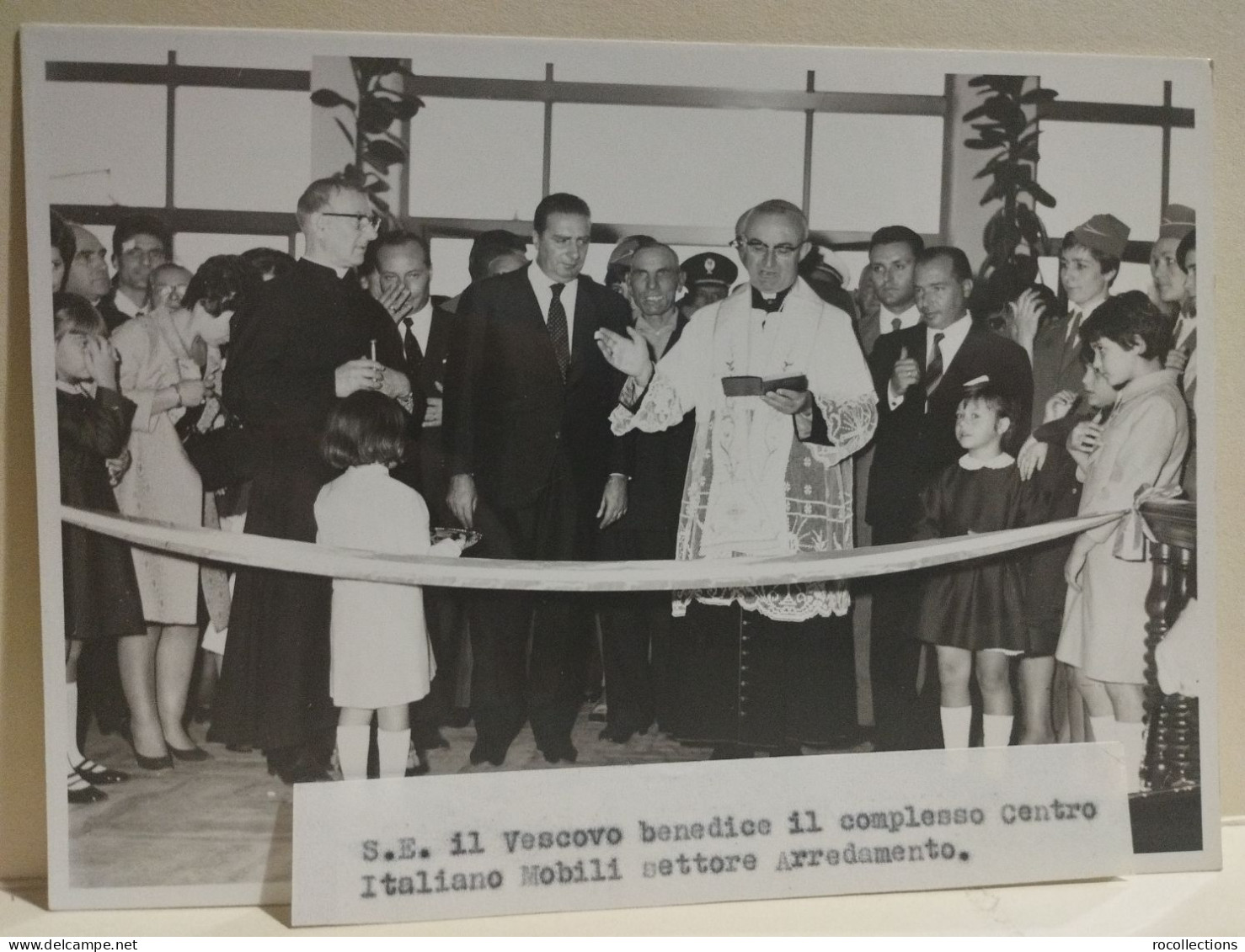 Foto PINETO SCERNE (Teramo)  Inaugurazione Centro Italiano Mobili, Mostre, Posa Prima Pietra Albergo, 7 Ottobre 1967. - Europe