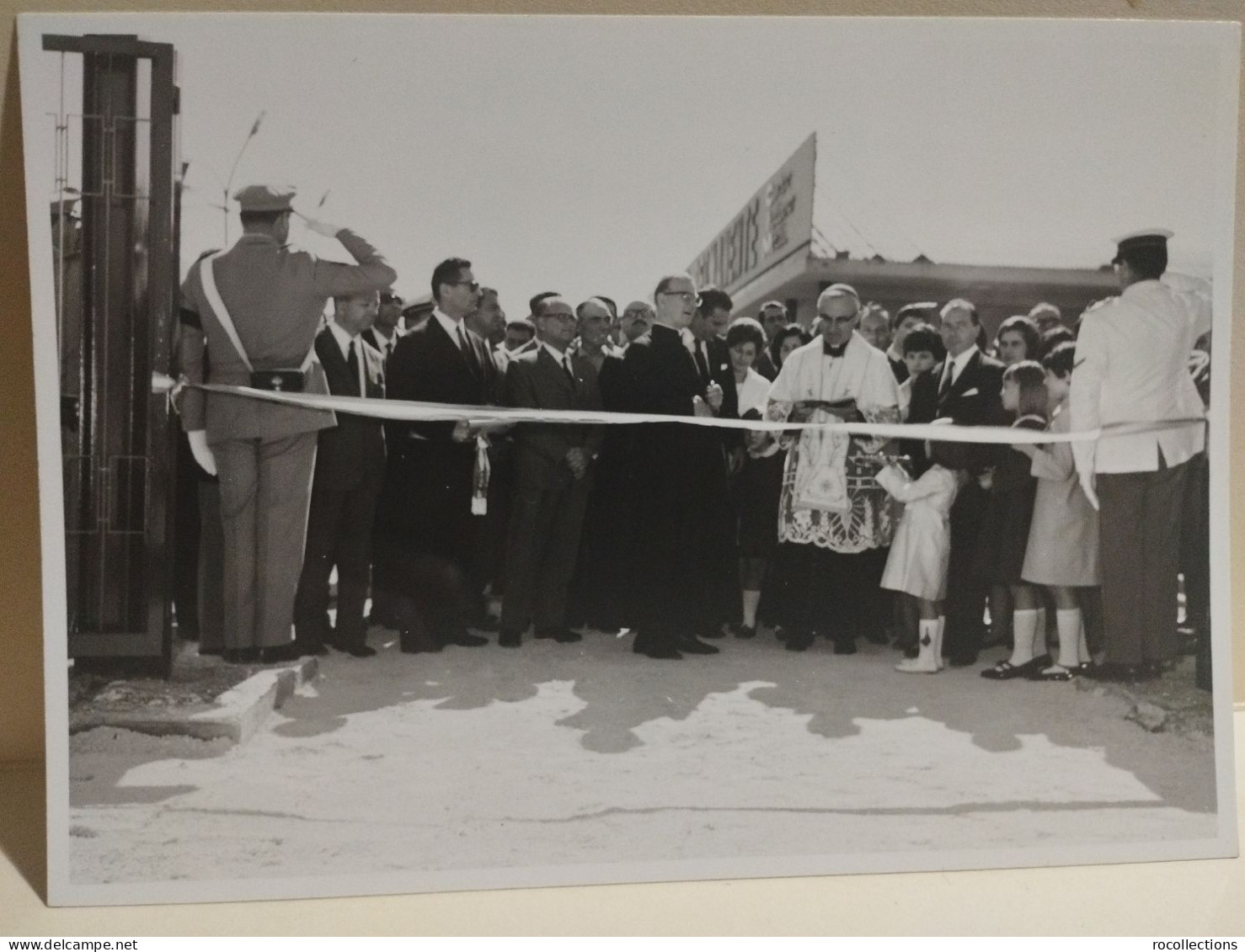 Foto PINETO SCERNE (Teramo)  Inaugurazione Centro Italiano Mobili, Mostre, Posa Prima Pietra Albergo, 7 Ottobre 1967. - Europe