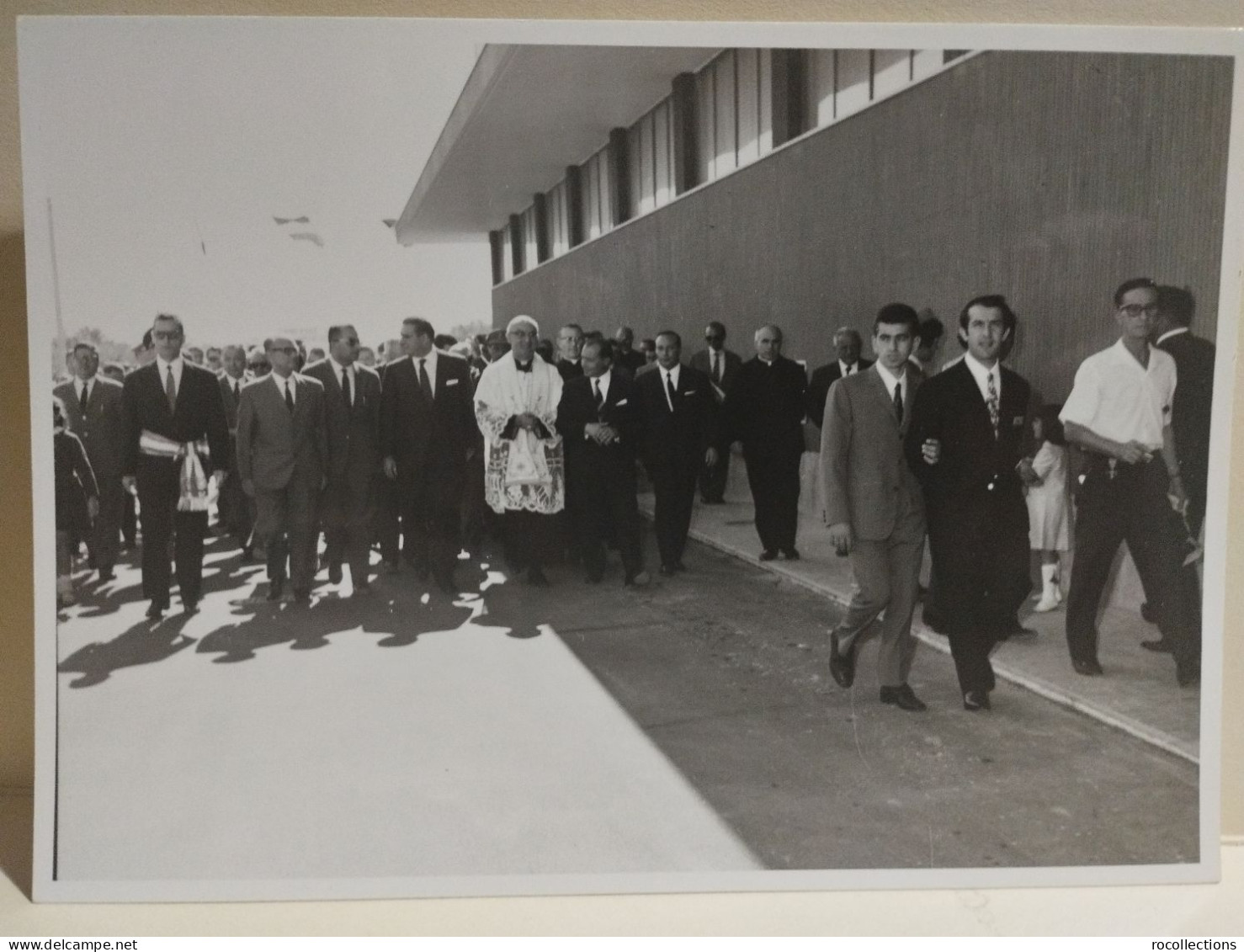 Foto PINETO SCERNE (Teramo)  Inaugurazione Centro Italiano Mobili, Mostre, Posa Prima Pietra Albergo, 7 Ottobre 1967. - Europe