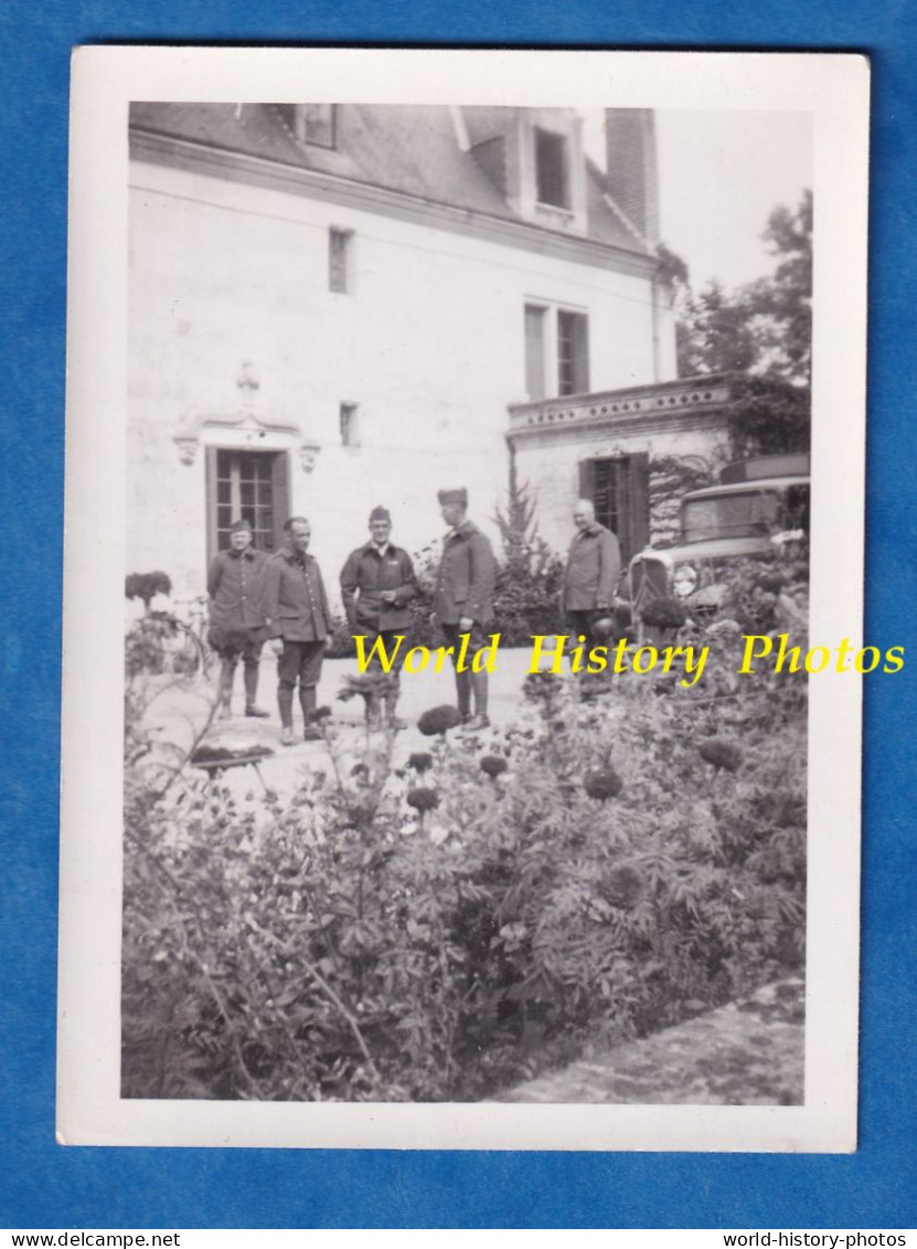 Photo Ancienne Snapshot - Village à Situer - Cantonnement De Soldat - 1939 / 1940 - Camion Militaire Citroen - War, Military