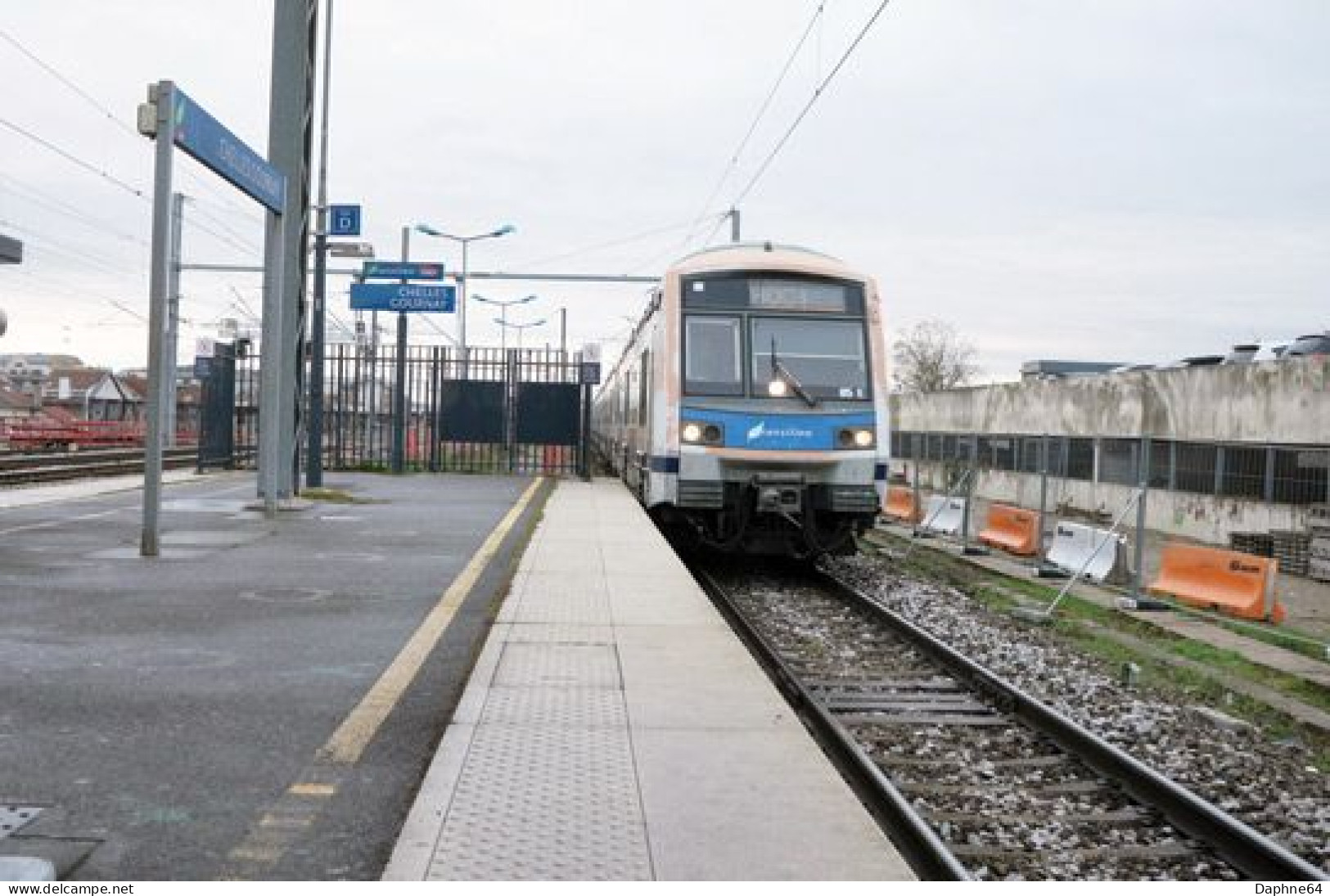 Chelles Gournay - SNCF - CPM - 10089 Et 10090 (2CP) - Chelles