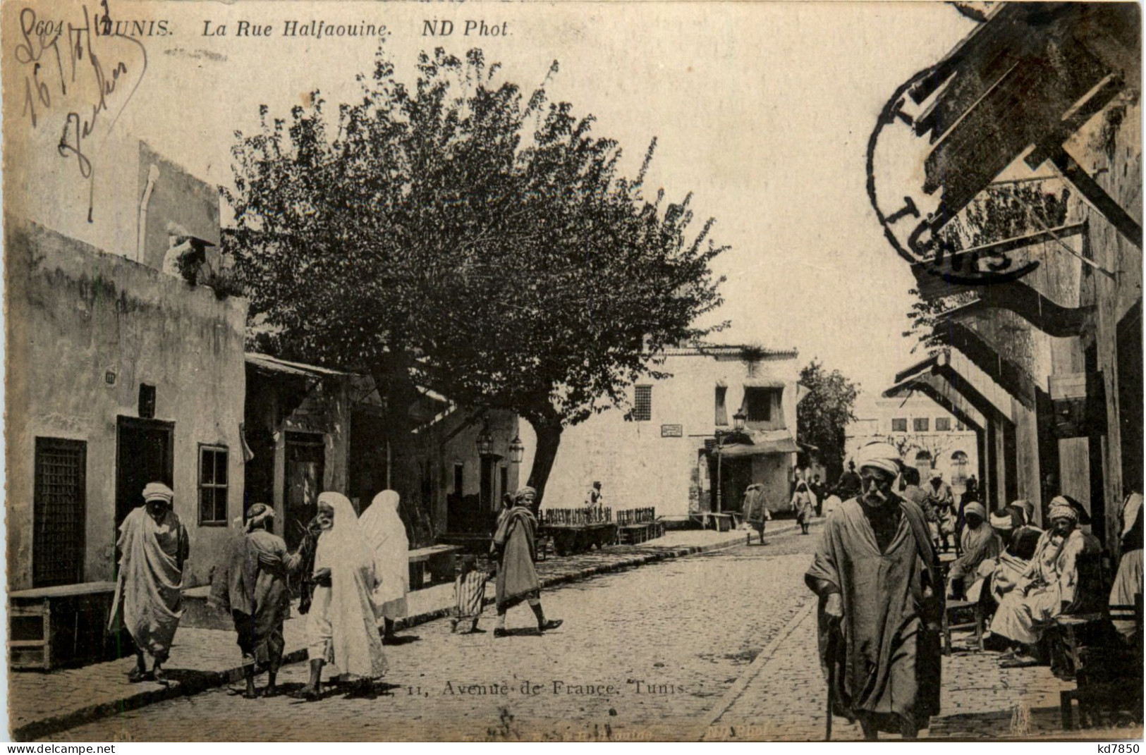 Tunis - Le Rue Halfoauine - Túnez