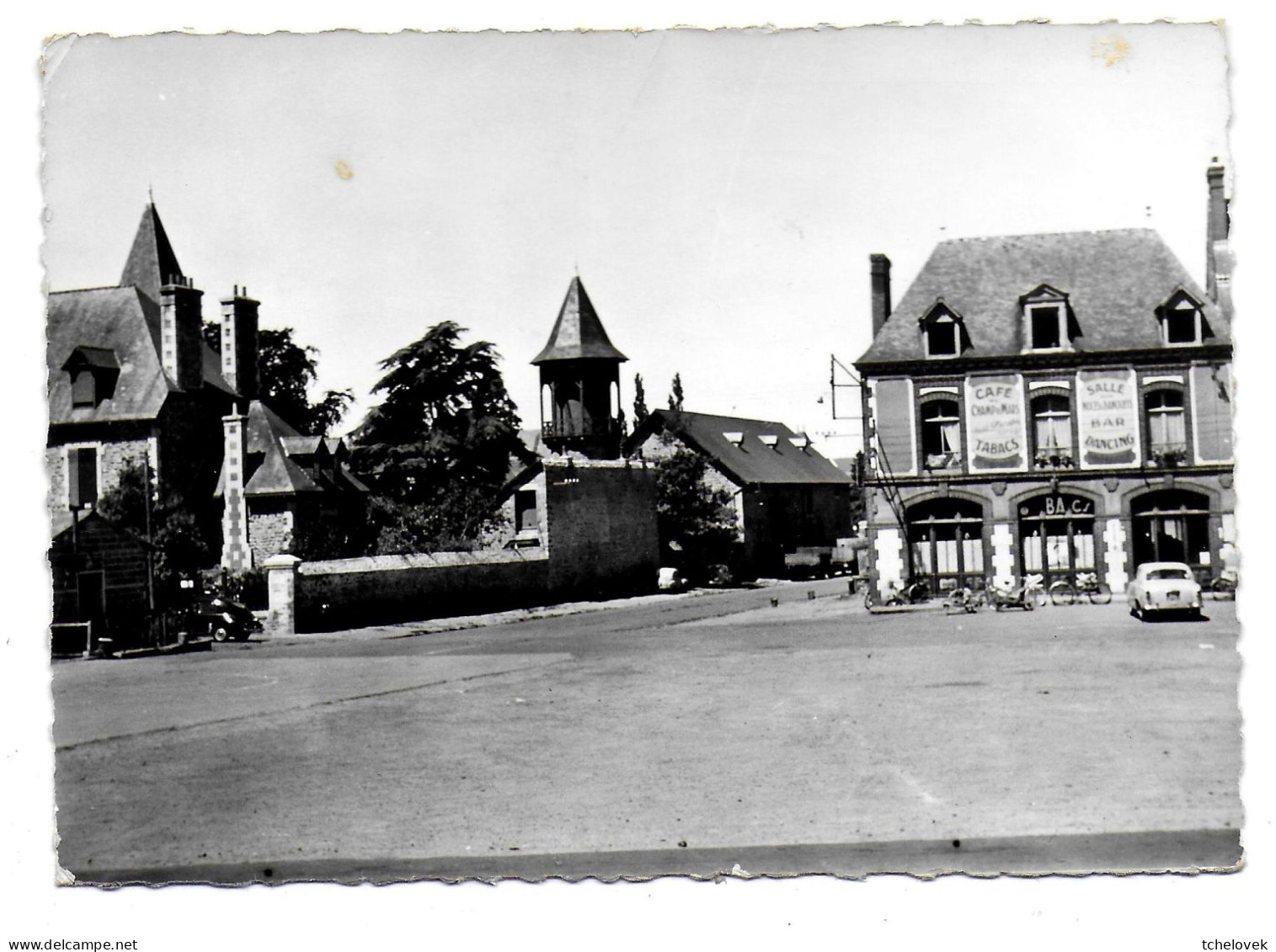 (22). Lamballe. 1 Cp. (15) 8 Champ De Foire, Café Du Champ De Mars. 1963 - Lamballe