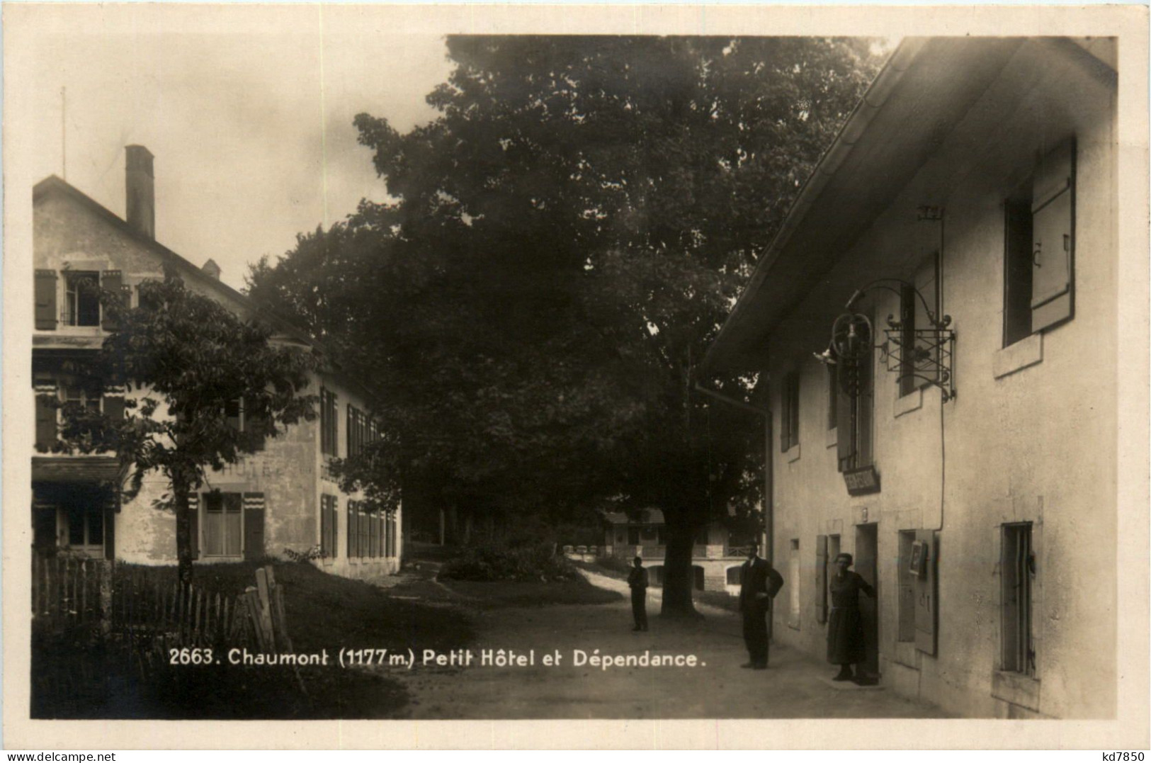 Chaumont - Petit Hotel Et Dependance - Autres & Non Classés