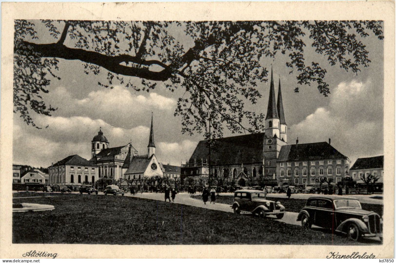 Altötting, Kapellplatz - Altoetting