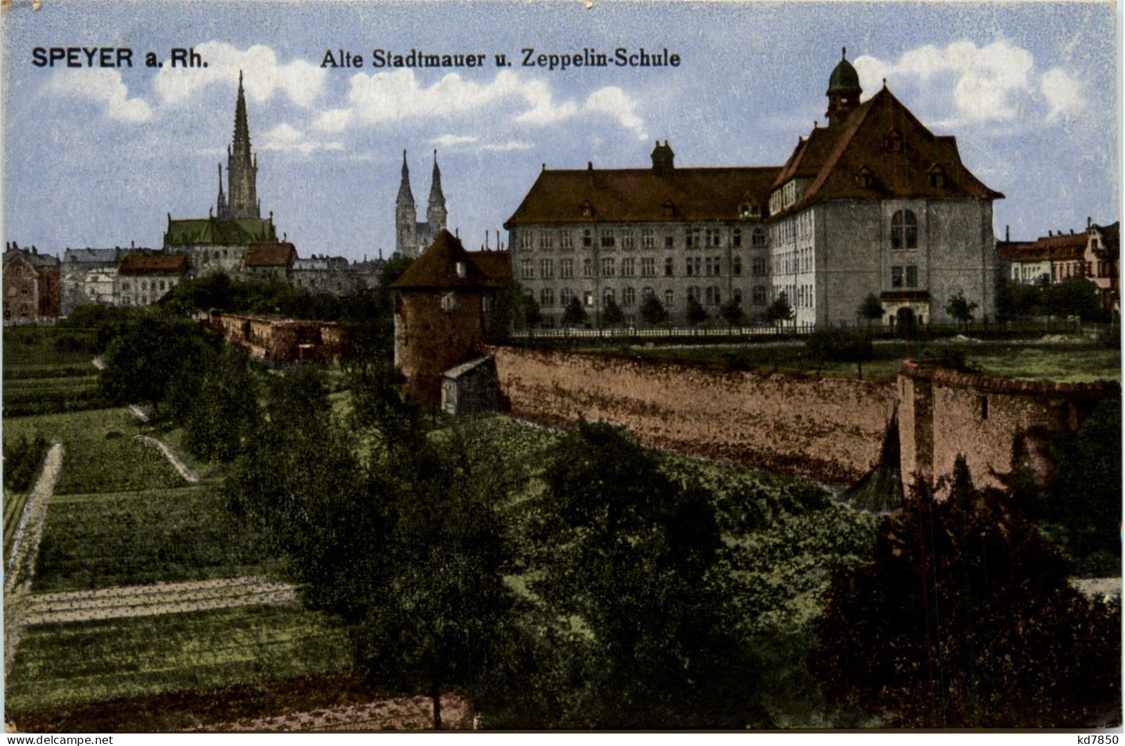 Speyer, Alte Stadtmauer Und Zeppelin-Schule - Speyer