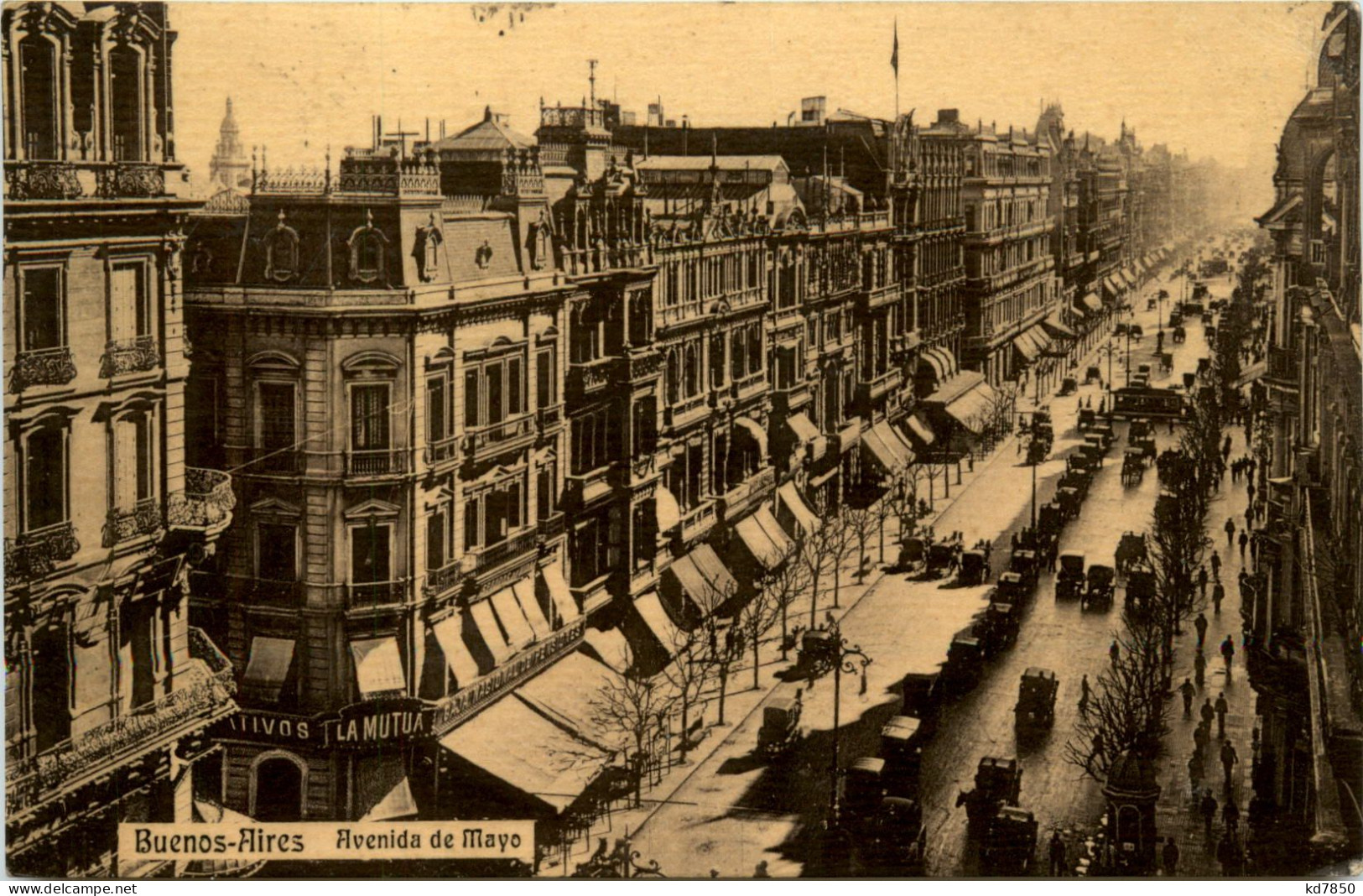 Argentina - Buenos Aires - Avenida De Mayo - Argentine