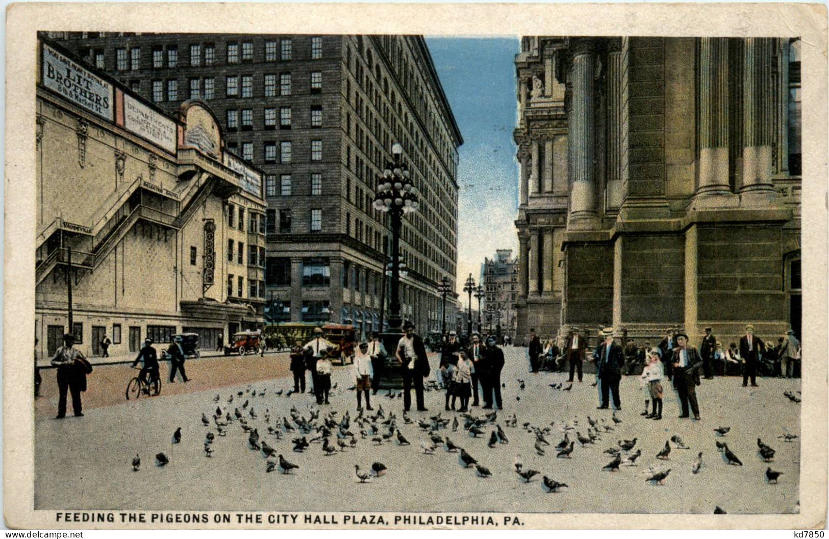 Philadelphia - Feeding The Pigeons - Philadelphia