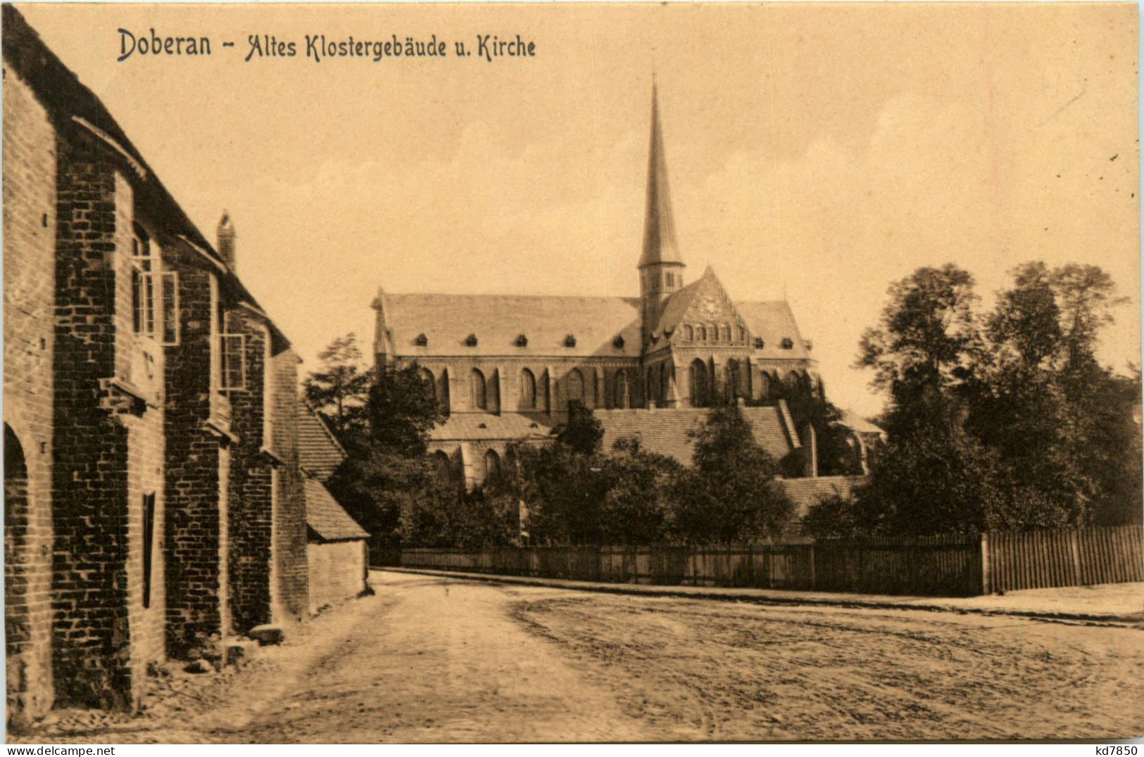 Doberan - Altes Klostergebäude Und Kirche - Bad Doberan