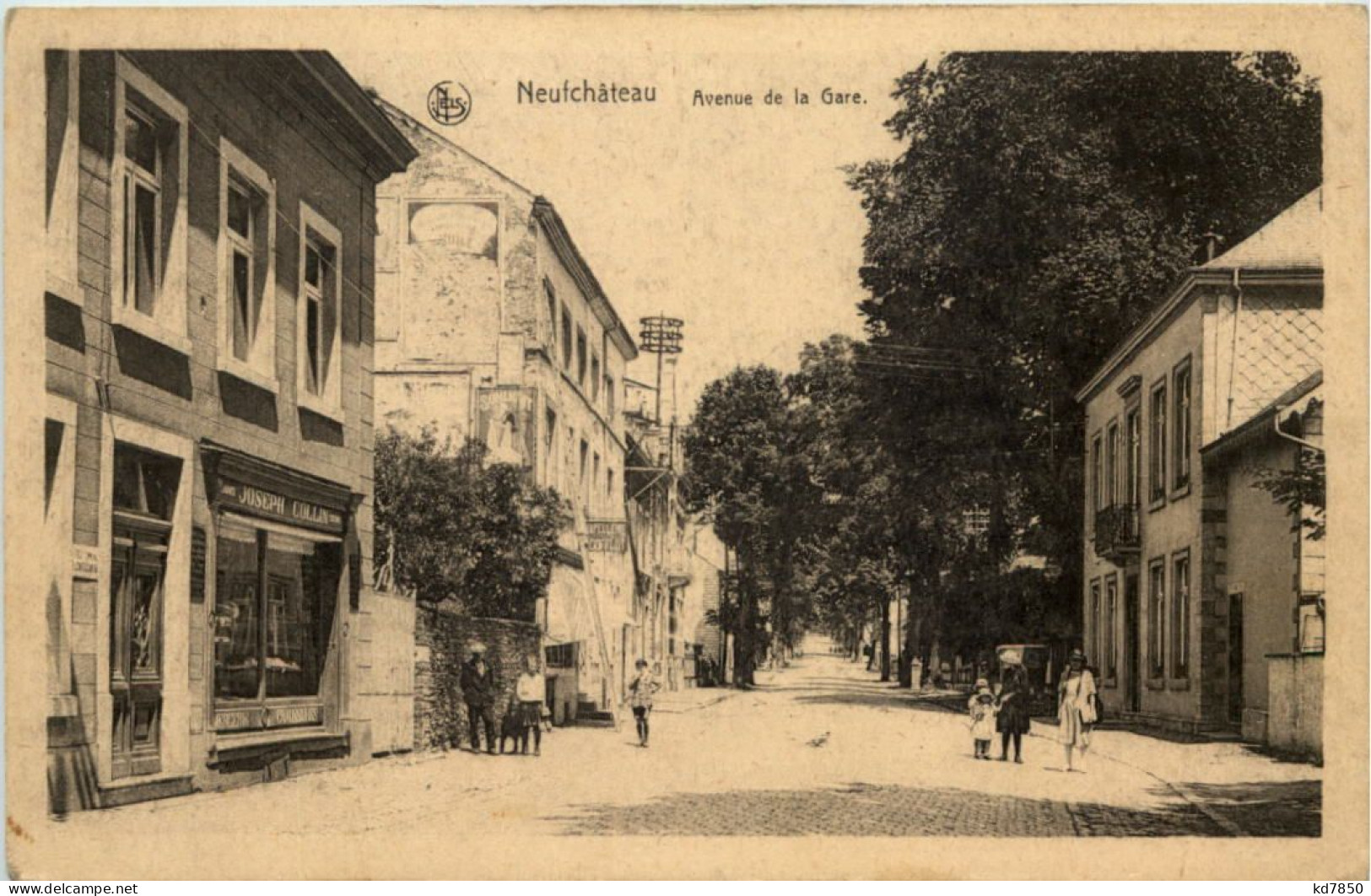 Neufchateau - Avenue De La Gare - Neufchateau