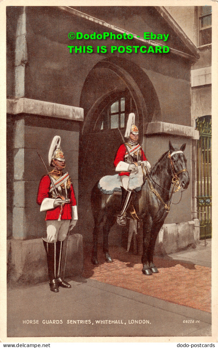 R408057 London. Whitehall. Horse Guards Sentries - Autres & Non Classés