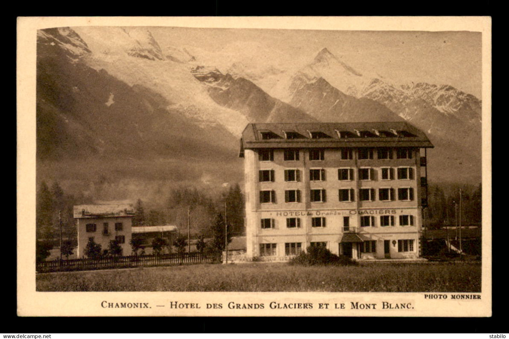 74 - CHAMONIX-MONT-BLANC - HOTEL DES GRANDS GLACIERS - Chamonix-Mont-Blanc