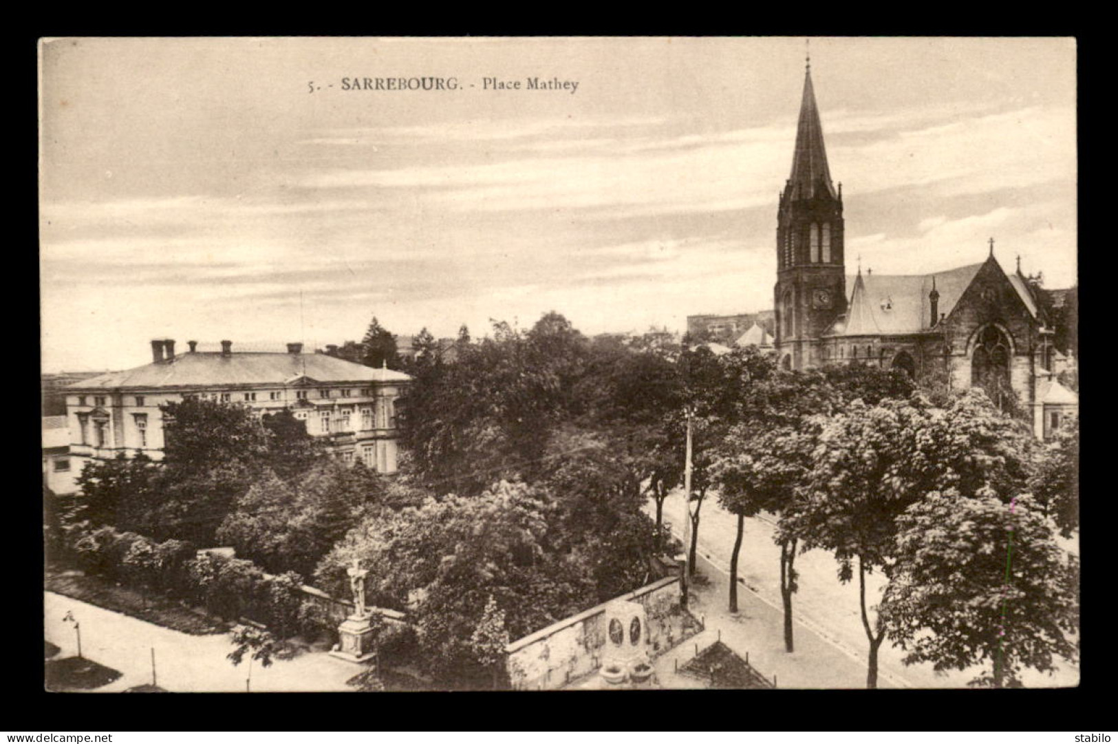 57 - SARREBOURG - PLACE MATHEY - Sarrebourg