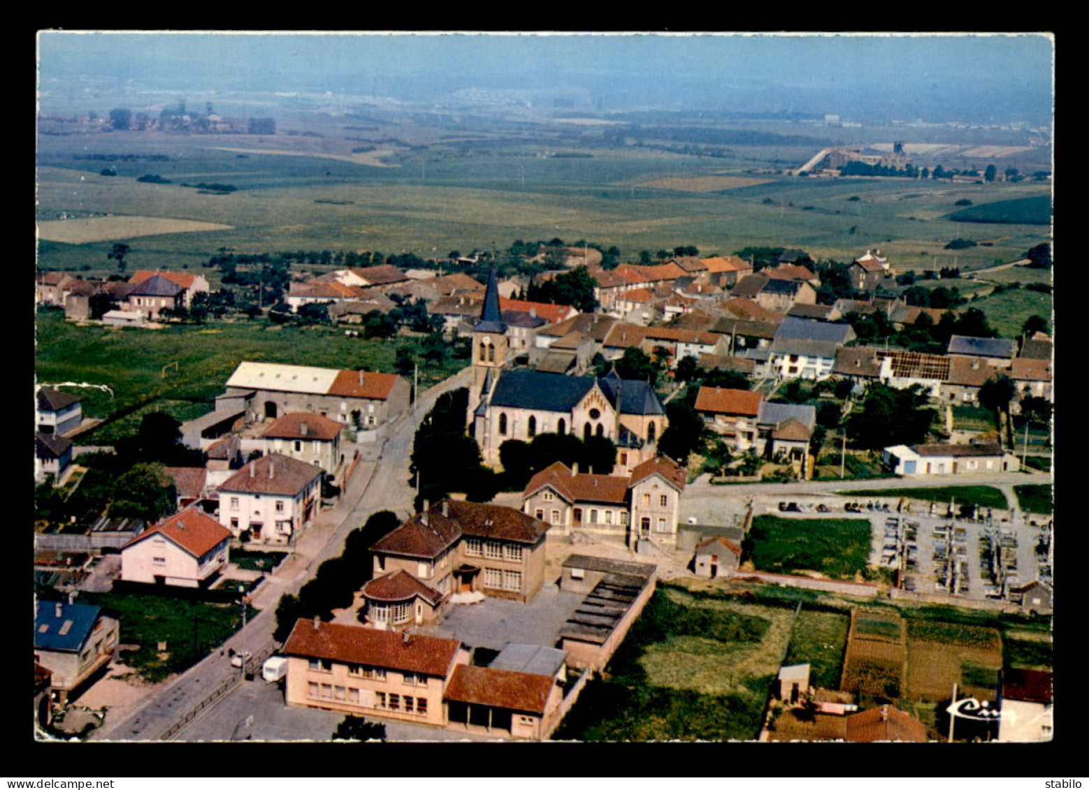 57 - ST-PRIVAT-LA-MONTAGNE - VUE AERIENNE - Altri & Non Classificati