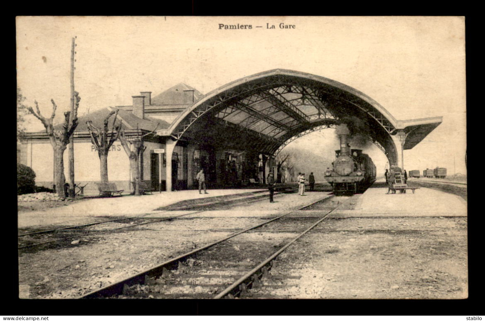 09 - PAMIERS - TRAIN EN GARE DE CHEMIN DE FER - Pamiers