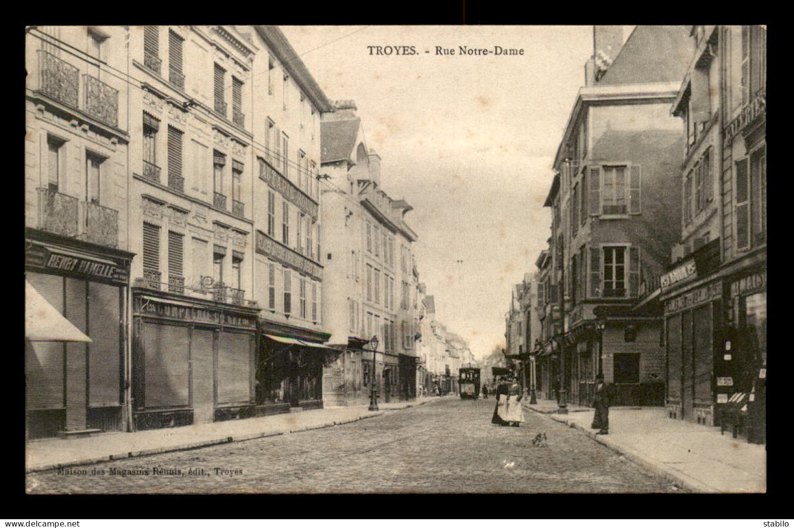 10 - TROYES - RUE NOTRE-DAME - MAGASIN HENRY HAMELLE - Troyes