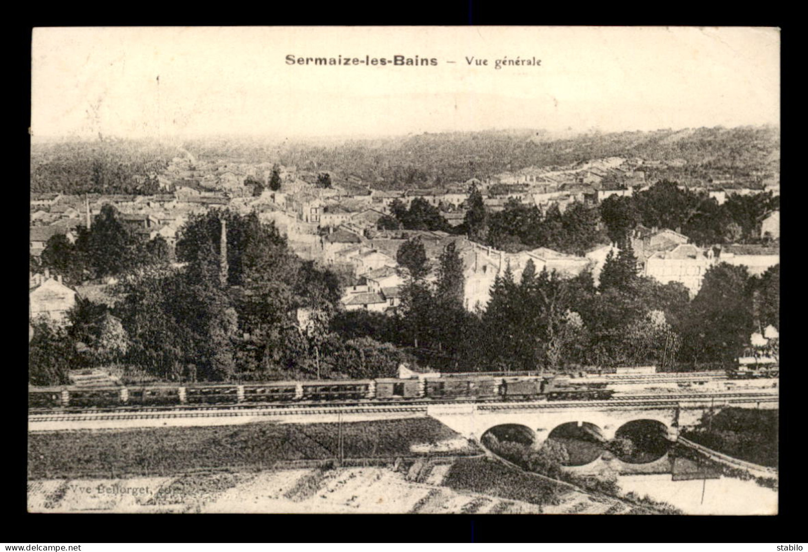 51 - SERMAIZE-LES-BAINS - VUE GENERALE - TRAIN SUR LA LIGNE DE CHEMIN DE FER - Sermaize-les-Bains