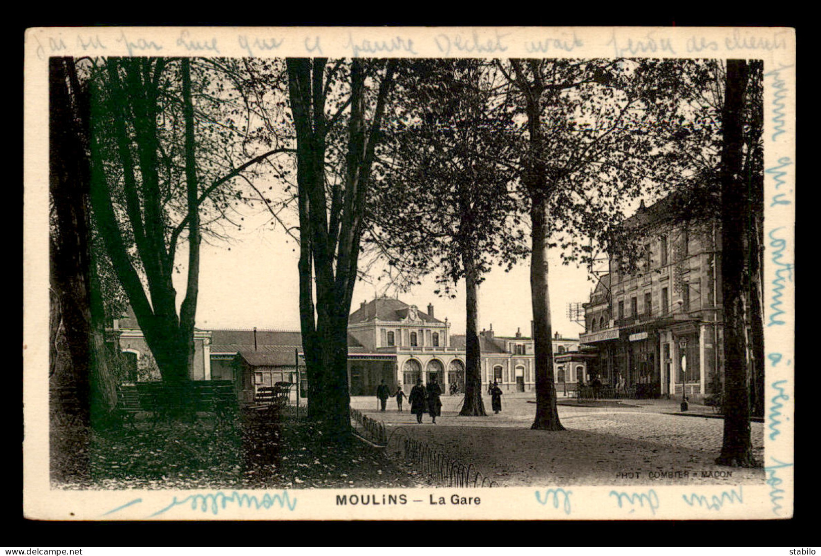 03 - MOULINS - FACADE DE LA GARE DE CHEMIN DE FER - Moulins