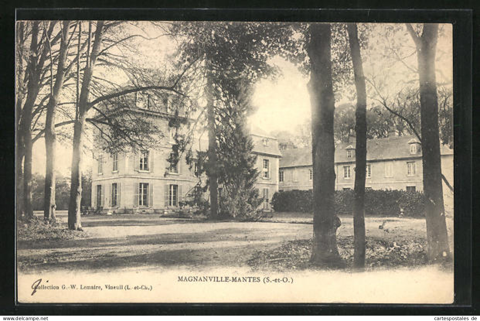 CPA Magnanville-Mantes, Le Chateau  - Magnanville